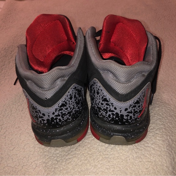 CHEAP JORDANS CEMENT FLIGHTS - Picture 5 of 7